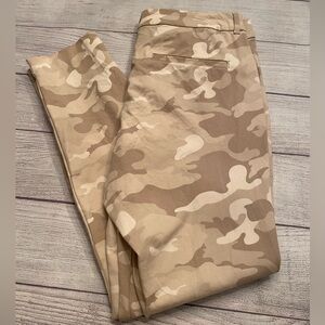 Old Navy Camouflage Pants